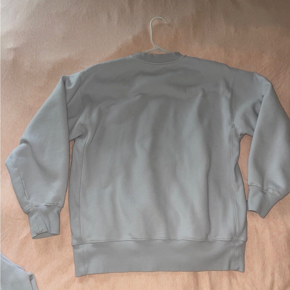 Aritzia Tna Cozy Fleece Sweatsuit (mirror blue) - Picture 9 of 17